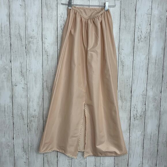 Vintage Vassarette Peach Full Nylon Elastic Waist Back Slit Slip Skirt Small - Picture 2 of 14
